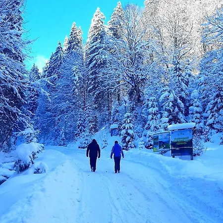 Kır Evi Zatishna Khata